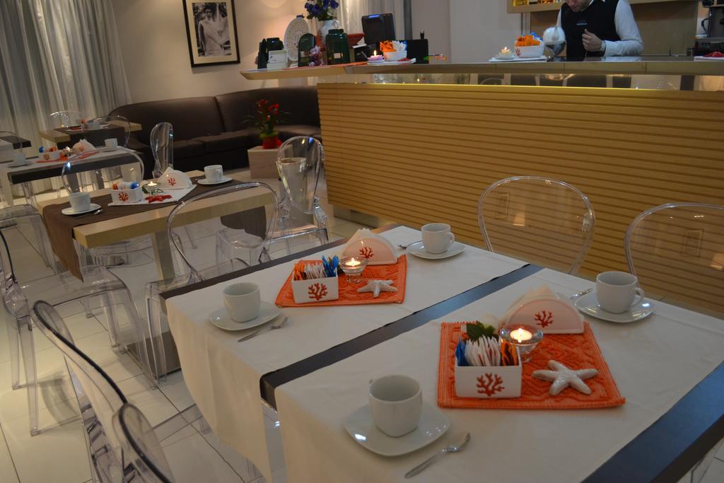 Hotel Ambrosio La Corte Ольбия Экстерьер фото